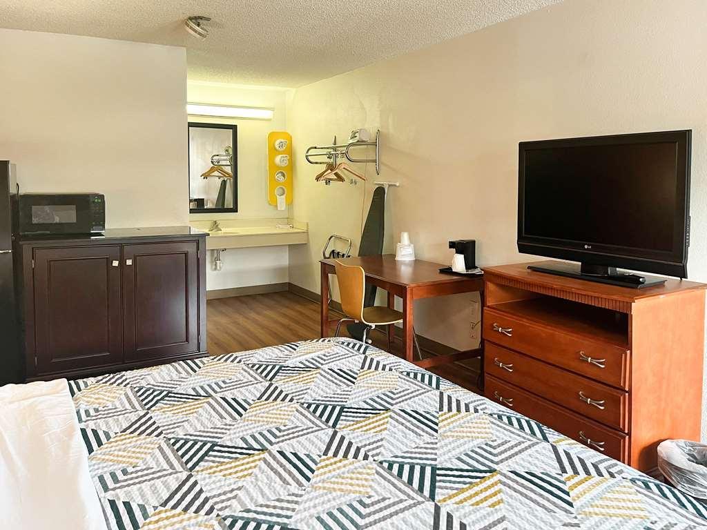 Motel 6-Dayton, Oh - Englewood Стая снимка