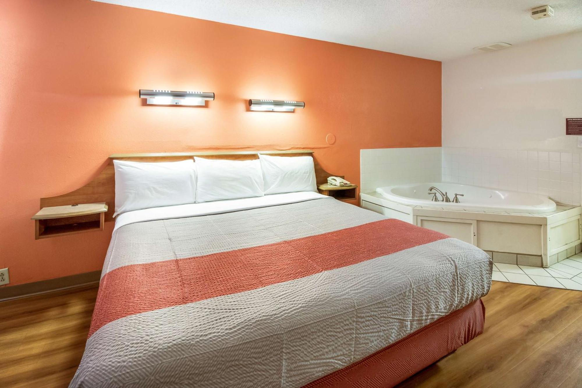 Motel 6-Dayton, Oh - Englewood Екстериор снимка